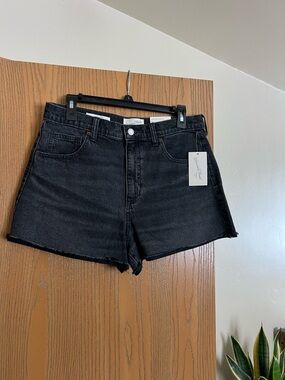 Universal Threads Black Denim 90s Cutoff Shorts (NWT)